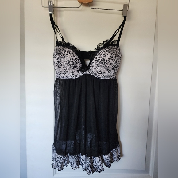 La Senza Push Up Bras and Lingerie - Picture 6 of 9